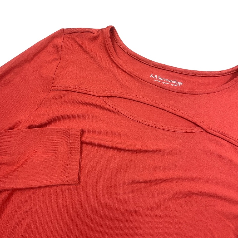 Softโ Surroundings Large Long Sleeve Burnt Orange Peek A Boo Neckline